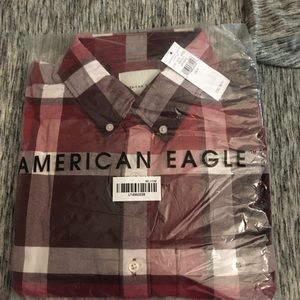 American Eagle men’s shirt